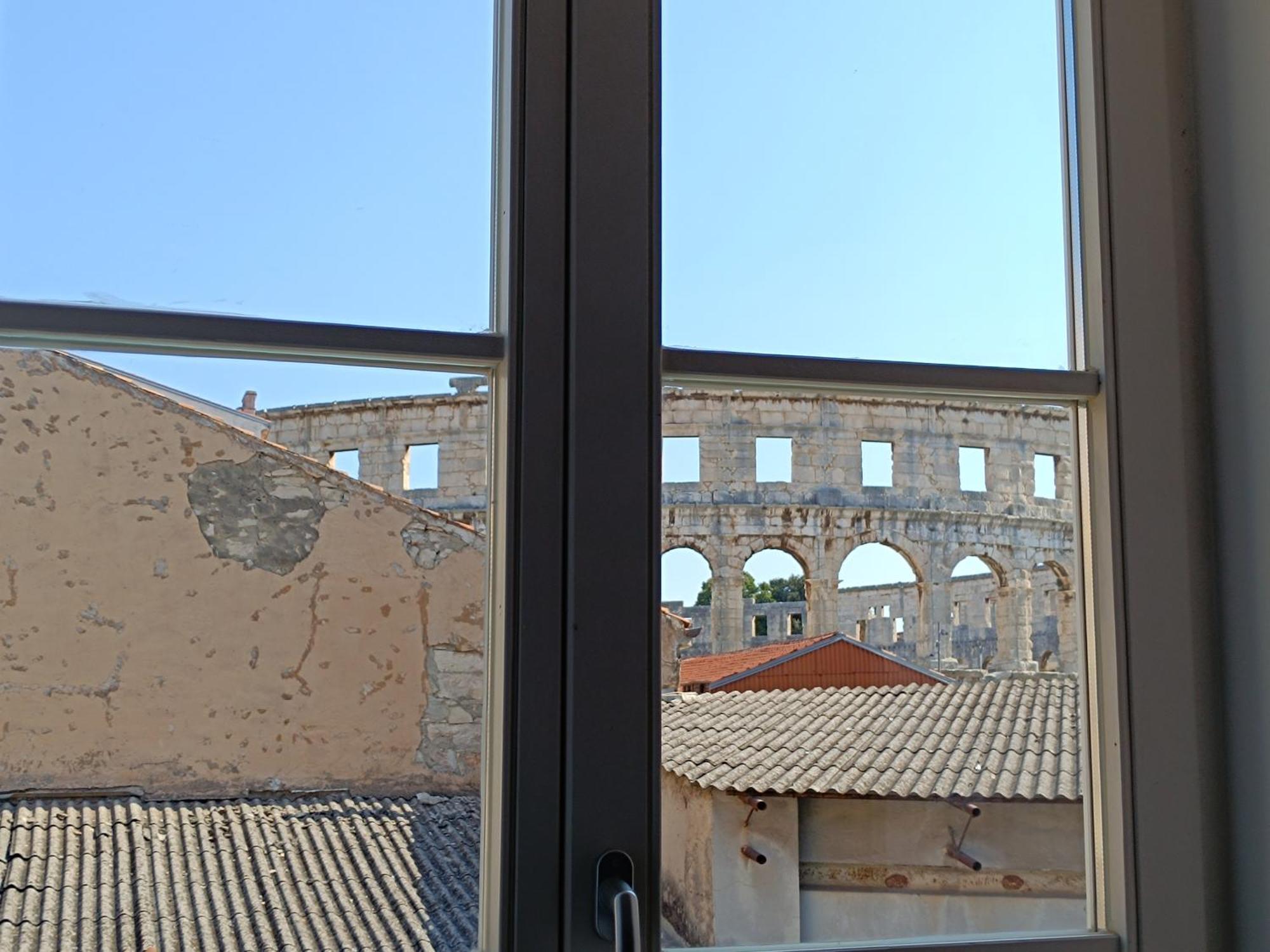 D&A Amphitheatre Premium Apartments With Free Parking Pula Exterior photo